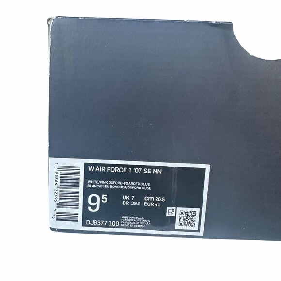 ⭐Nike Air Force 1 S 9.5 Women Retro shoes Low 07 SE White Embroidered DJ6377-100 - Picture 7 of 12